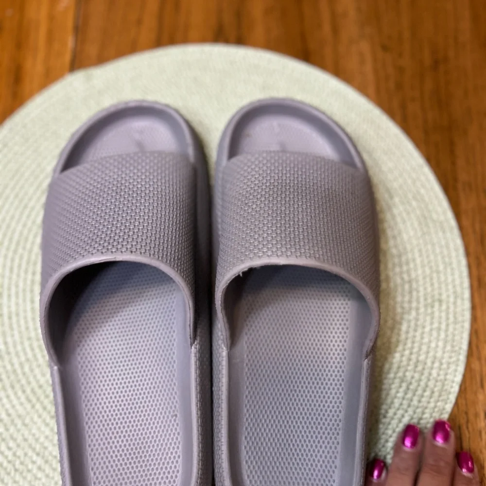 Women's Gray Slide Sandals - Picture 7 of 10